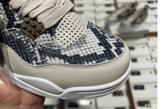 Retro  819139-030 Snakeskin Jordan  4 819139-030  0725